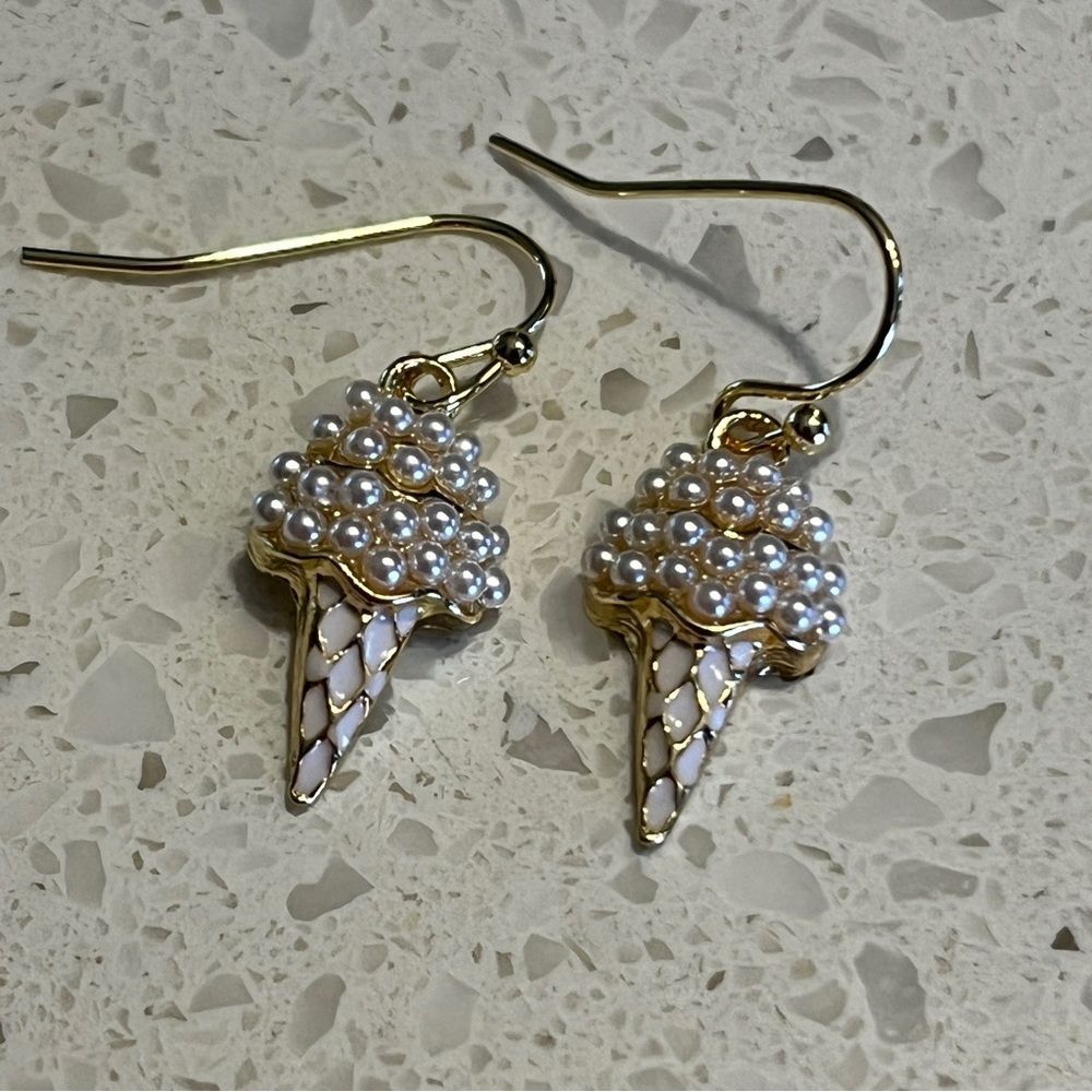 Elegant Gold Pearl‎ Ice Cream Cone Earrings - Picture 8 of 10